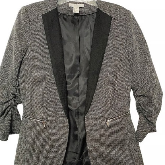 H&M Tweed Flyaway Tuxedo Blazer Open Front Zipper Detail  Ruched Sleeves - Picture 2 of 11